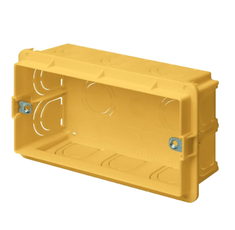 EC37104 SCATOLA RETTANGOLARE GR. VOLUME 118x70x48 mm 4P